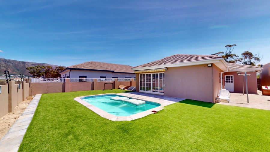 3 Bedroom Property for Sale in Fairview Golf Estate Western Cape